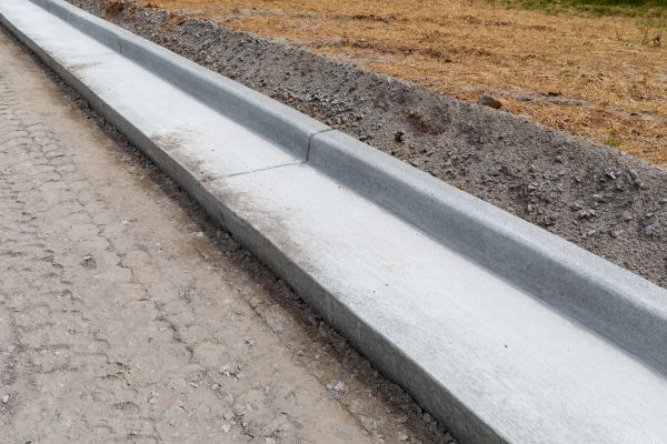 Cost of Concrete Curbing Repair in League City